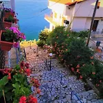 Casa Ivi Монастираки